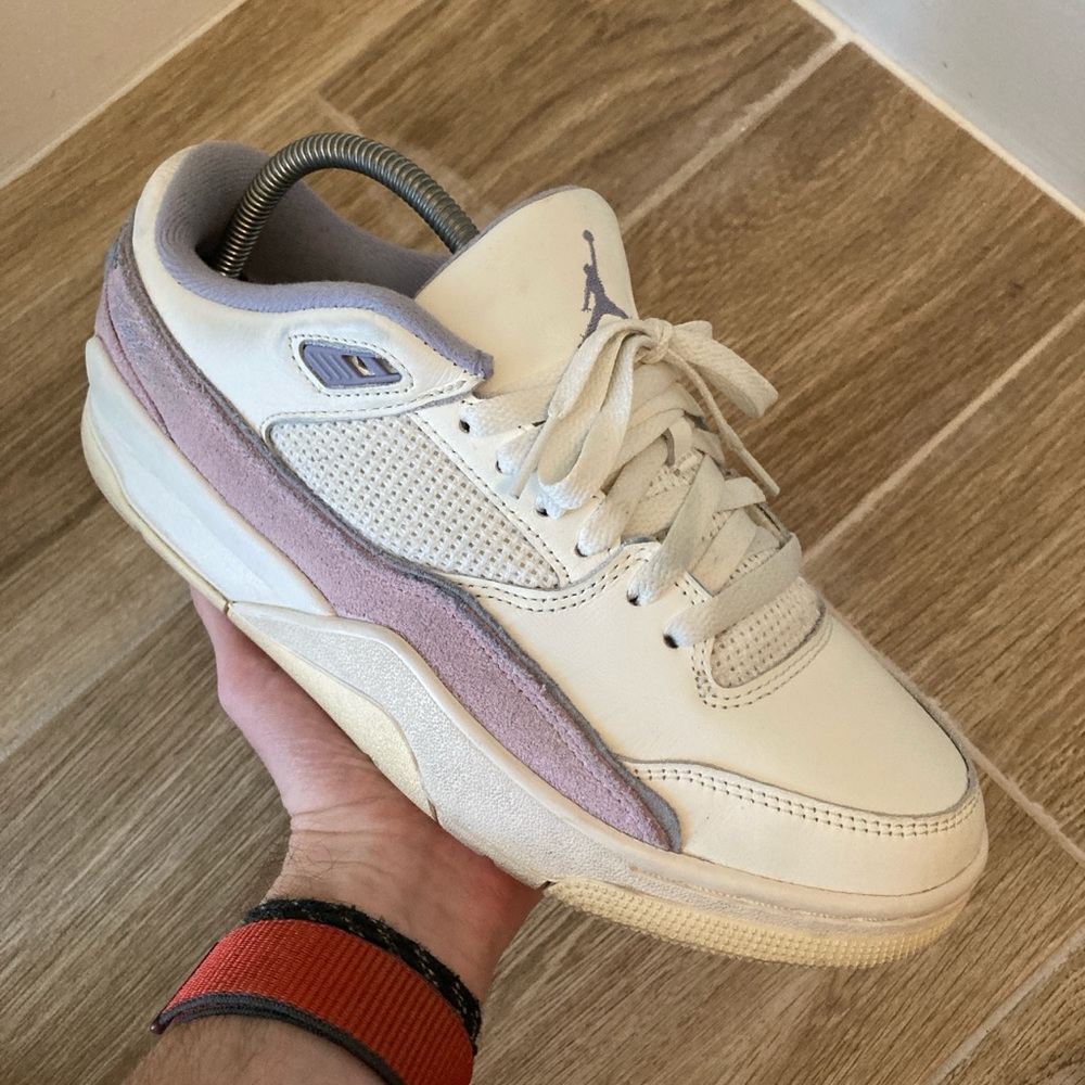 Lilac Jordan Flight Court